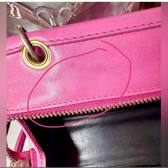 RELISTED Vintage Celine Triomphe Pink Leather Handbag Shoulder Bag - Picture 13 of 15